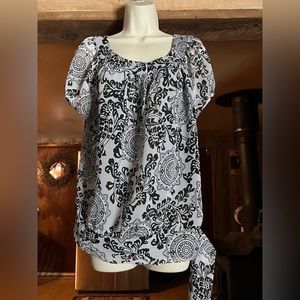 Cato black and white tie waist top Medium